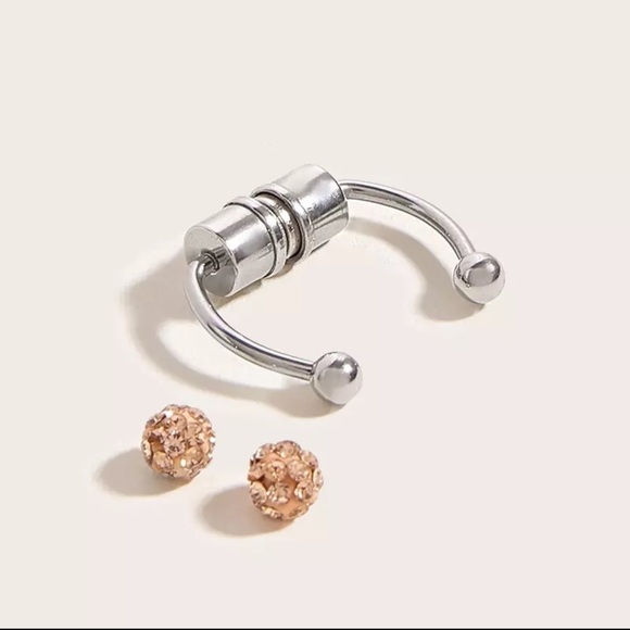 New!! Nose Ring/Stud Magnetic Stainless Steel (With Gem) - Picture 1 of 3